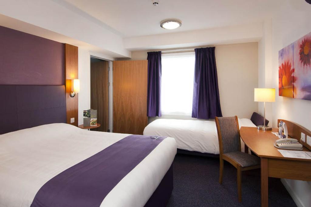 Premier Inn Reading Central Ruang foto