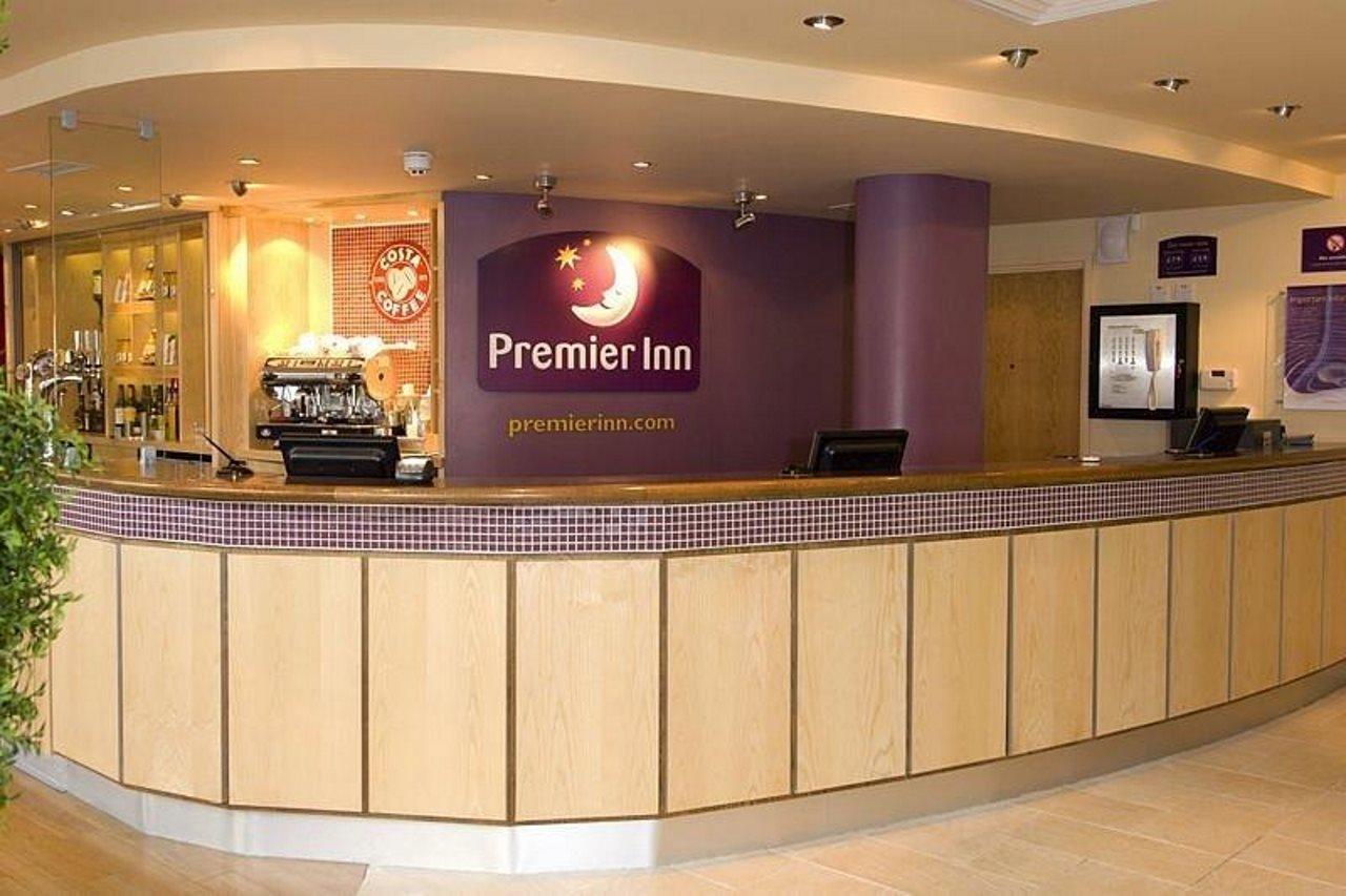 Premier Inn Reading Central Bagian luar foto
