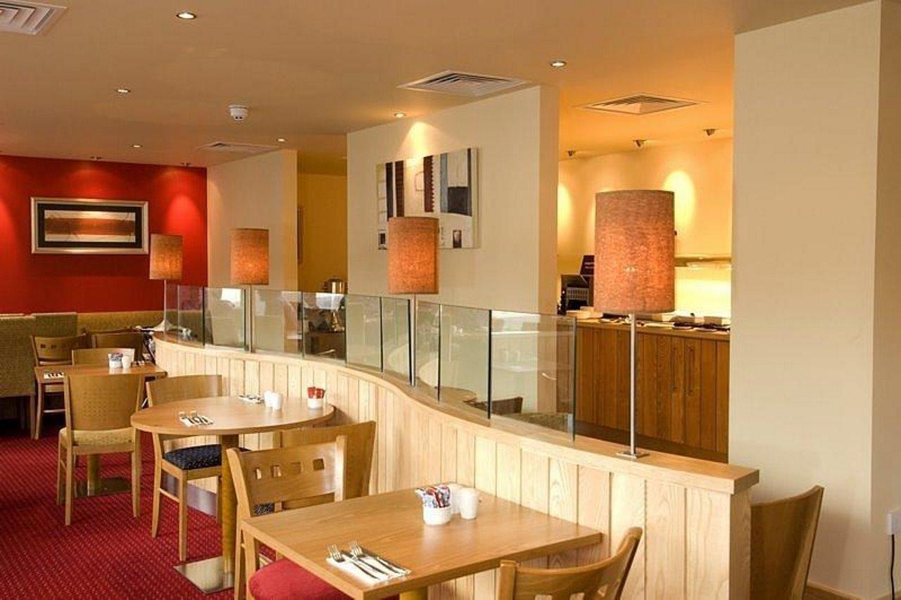 Premier Inn Reading Central Bagian luar foto
