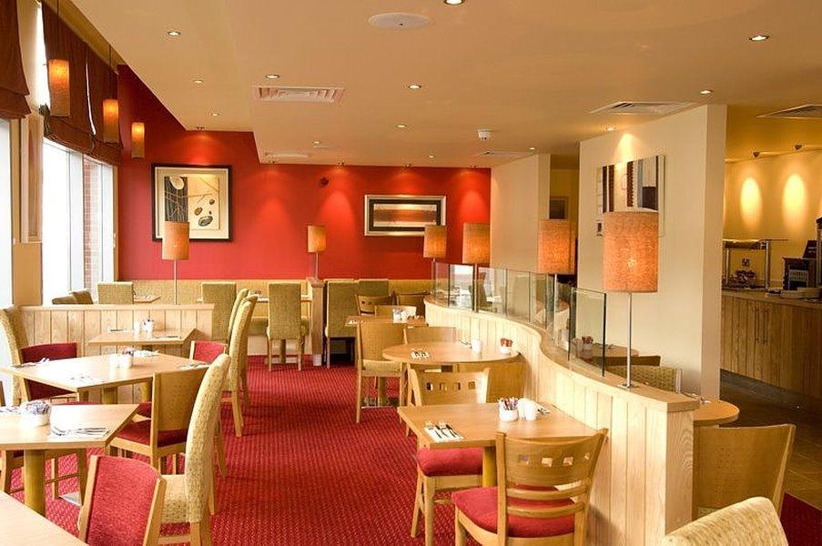 Premier Inn Reading Central Bagian luar foto